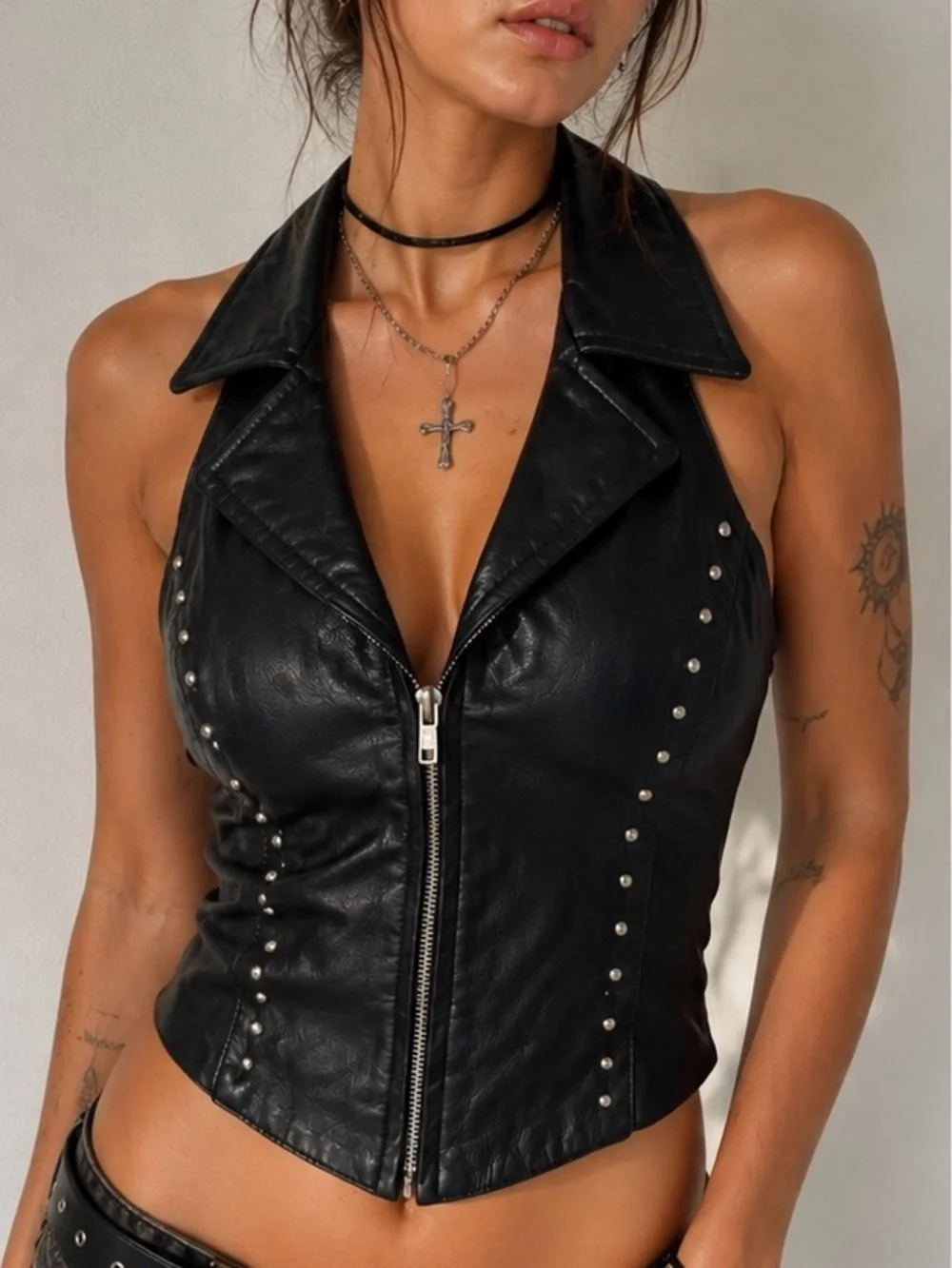 Vintage Faux Leather Studded Halter Moto Crop Vest Black Medium Goth